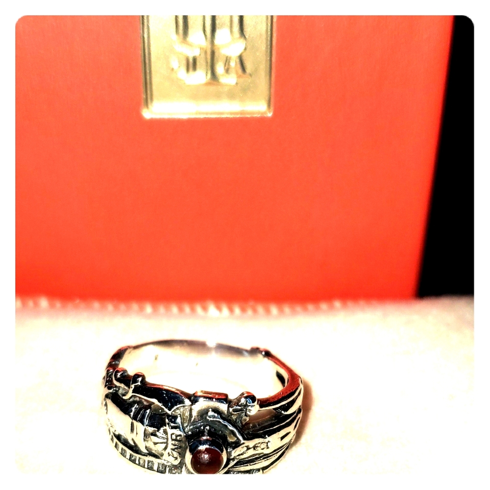 Retired James Avery Martin Luther wedding band